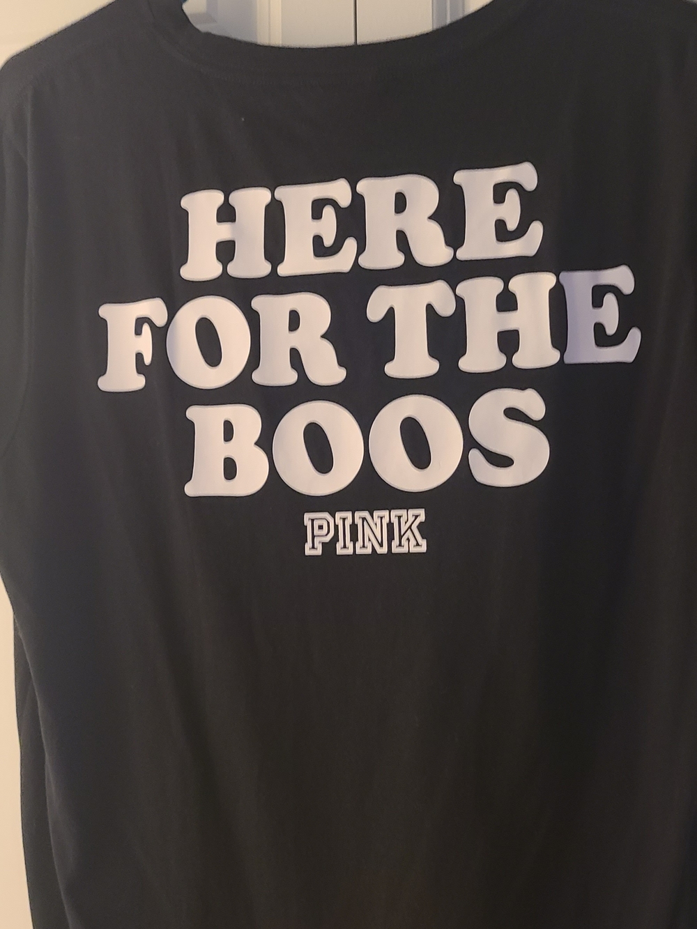 PINK Victoria's Secret Here for the Boos Halloween Tee NWT Medium - Picture 6 of 7